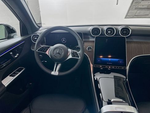 New 2026 Mercedes-Benz GLC 300 image 22