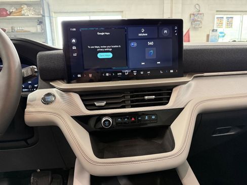 New 2026 Ford Explorer Active w/ Active Comfort Package AWD/4WD image 15