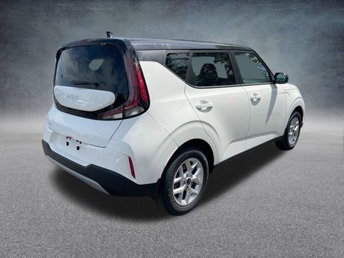 New 2025 Kia Soul S image 32
