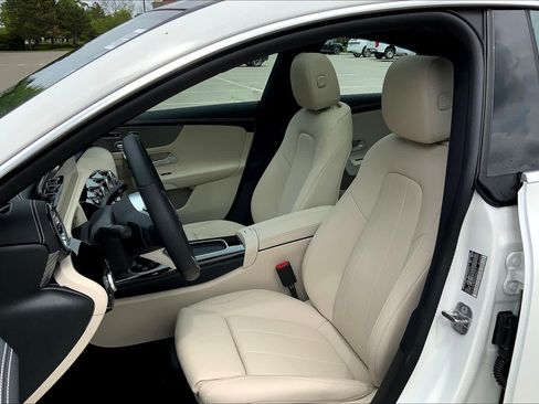 Certified 2025 Mercedes-Benz CLA 250 4MATIC image 12