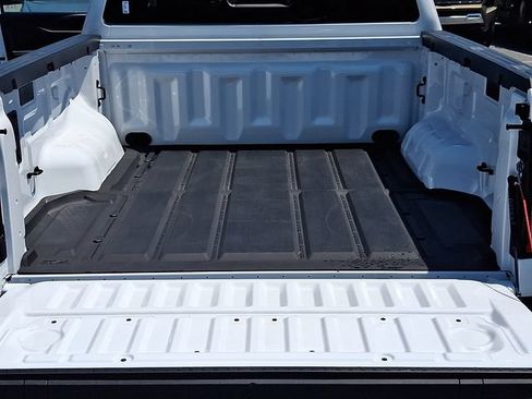 Used 2025 Ford Ranger XLT w/ Equipment Group 301A High AWD/4WD image 34