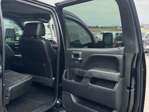 Used 2016 GMC Sierra 3500 Denali w/ Duramax Plus Package image 24