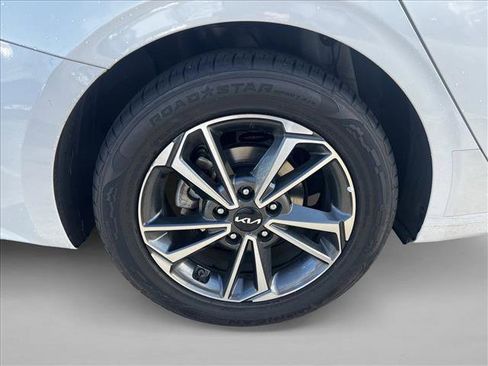 Used 2023 Kia Forte LXS image 26