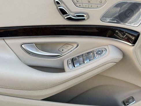 Used 2019 Mercedes-Benz S 560 4MATIC Sedan image 16