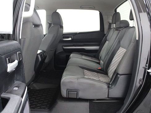 Used 2018 Toyota Tundra SR5 w/ TRD Off Road Package AWD/4WD image 14
