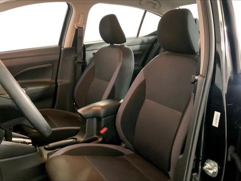 Used 2025 Nissan Versa SV FWD image 22