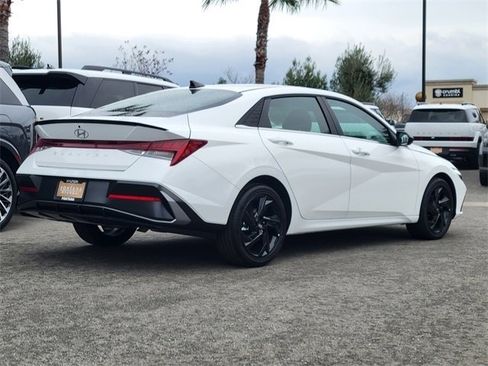 New 2026 Hyundai Elantra SEL Sport Premium image 2