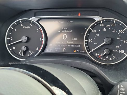 Used 2023 Nissan Rogue SV w/ SV Premium Package FWD image 25