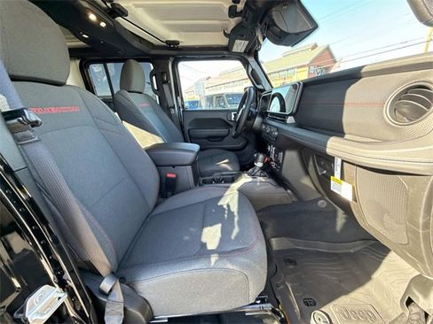 New 2026 Jeep Gladiator Rubicon w/ Safety Group image 34