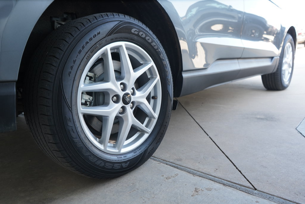 Certified 2024 Ford Edge SEL AWD/4WD image 9