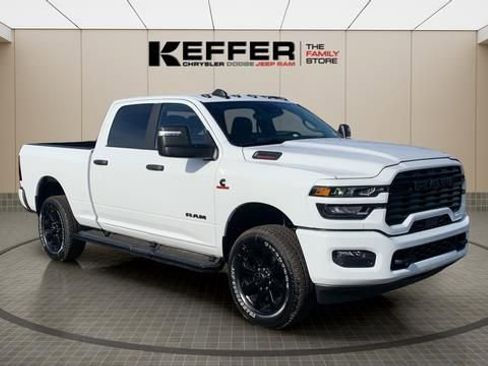 New 2026 RAM 2500 Big Horn AWD/4WD image 8