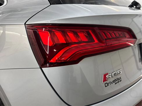 Used 2018 Audi SQ5 Prestige AWD/4WD image 35