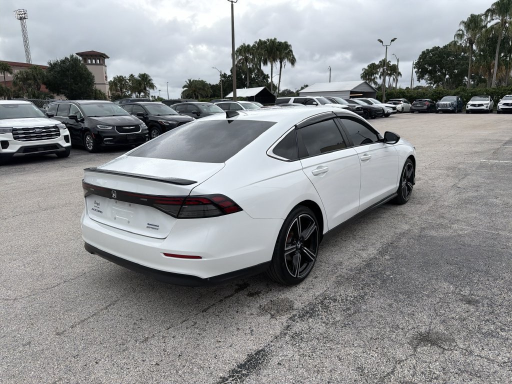Used 2025 Honda Accord Sport image 4