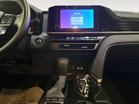 Used 2025 Toyota Camry LE FWD image 18