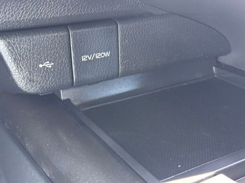 Used 2022 Toyota Camry LE image 26