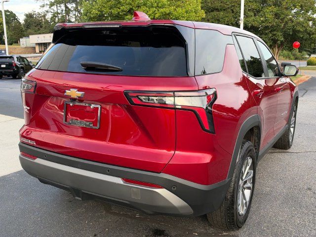 Used 2026 Chevrolet Equinox LT w/ Convenience Package II FWD image 3