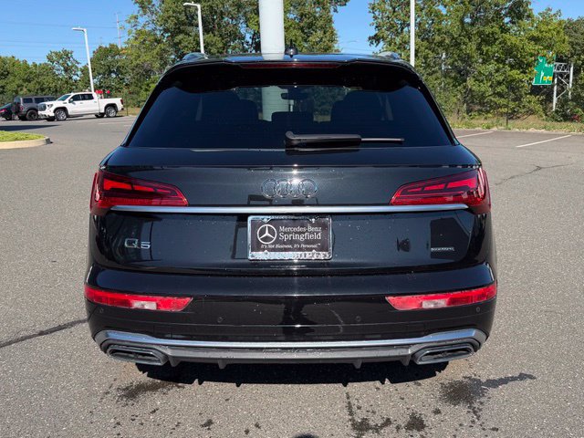 Used 2022 Audi Q5 2.0T Premium w/ Convenience Package AWD/4WD image 6