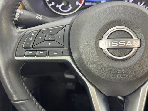 Used 2024 Nissan Sentra SV w/ SV Premium Package image 20