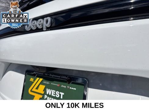 Used 2025 Jeep Grand Cherokee Limited image 16