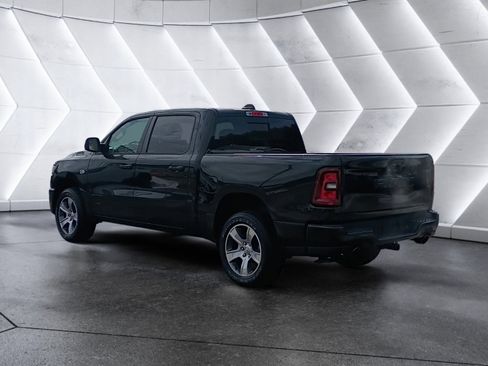 New 2026 RAM 1500 Express image 4