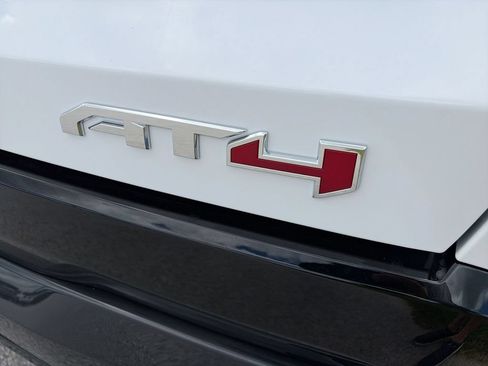 New 2026 GMC Terrain AT4 AWD/4WD image 37