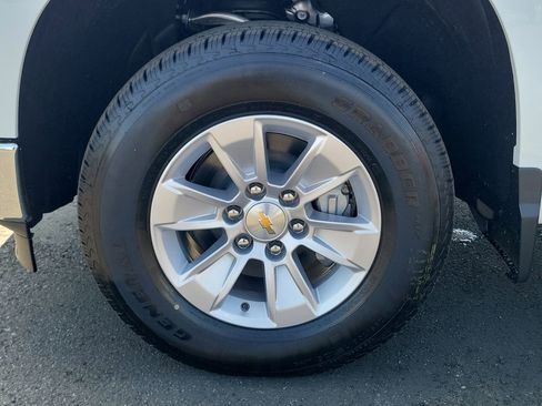 New 2026 Chevrolet Silverado 1500 LT image 26