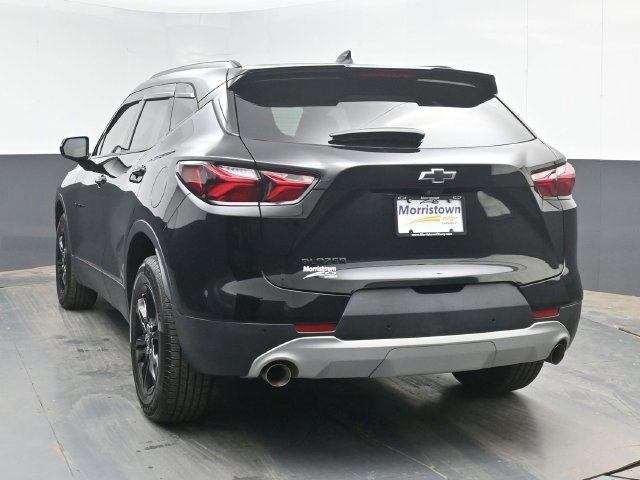 Used 2022 Chevrolet Blazer LT w/ Sound & Technology Package FWD image 12