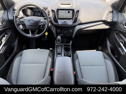 Used 2018 Ford Escape SE w/ SE Sync 3 Package FWD image 11