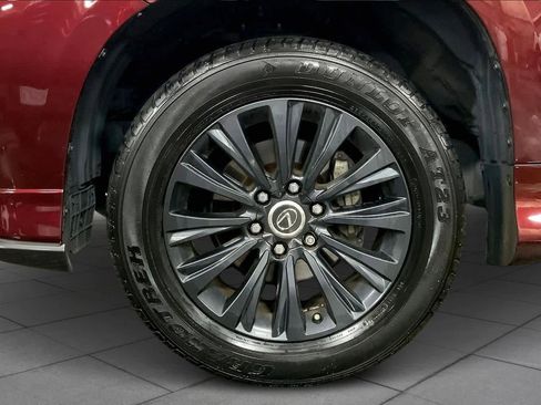 Used 2022 Lexus GX 460 Premium w/ Accessory Package image 10