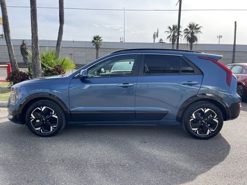 New 2023 Kia Niro Wave image 13