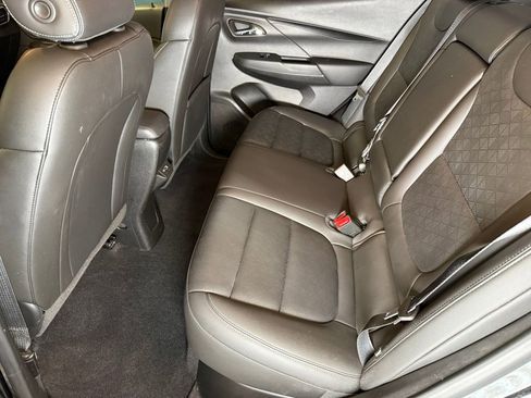 Used 2023 Chevrolet Bolt LT w/ Infotainment Package FWD image 23