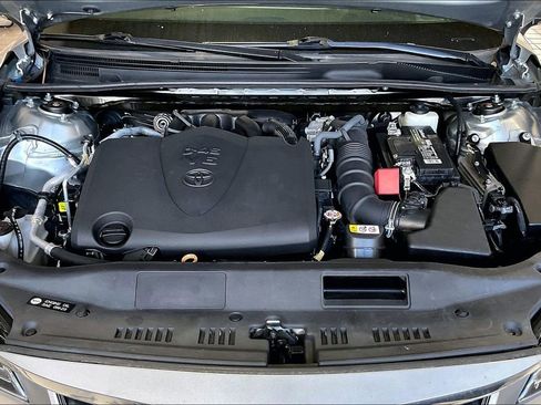 Used 2021 Toyota Avalon XLE FWD image 26