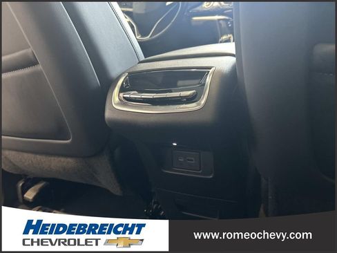 Certified 2020 Cadillac XT6 Premium Luxury AWD/4WD image 17