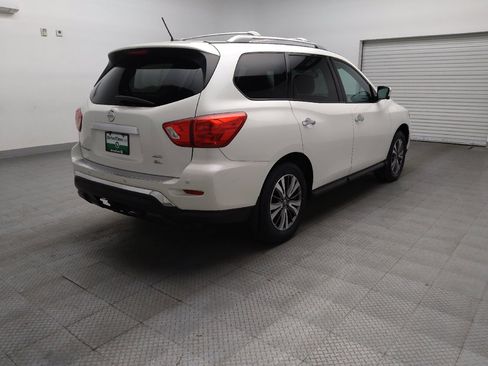 Used 2017 Nissan Pathfinder SL w/ SL Premium Package AWD/4WD image 9