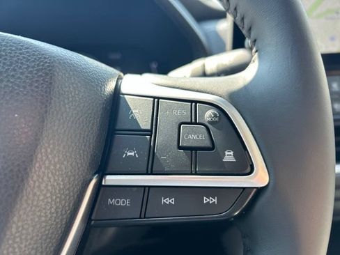 Used 2026 Toyota Grand Highlander AWD image 22