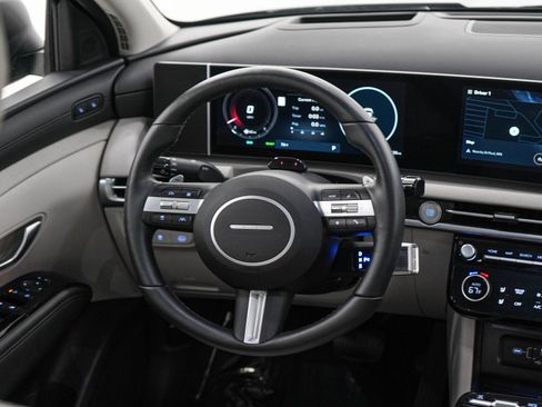 Certified 2026 Hyundai Tucson Limited AWD/4WD image 14