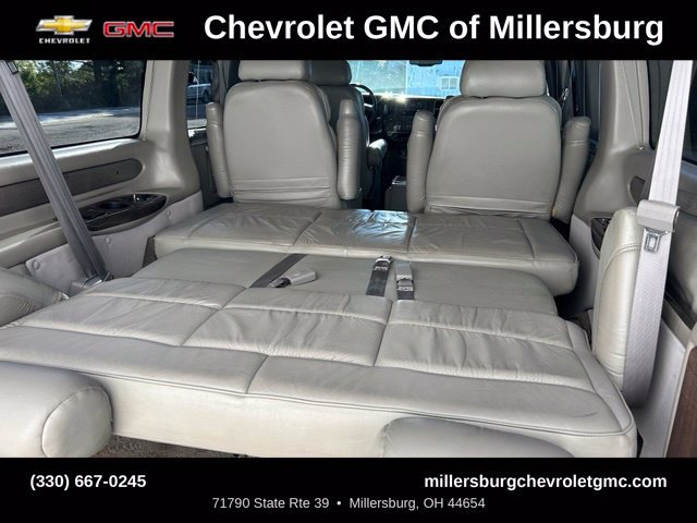 Used 2004 GMC Savana 1500 w/ Preferred Equipment Group RWD image 36