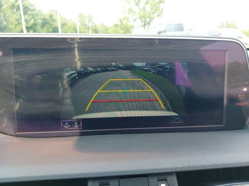 Used 2019 Lexus ES 300h w/ Premium Package FWD image 26