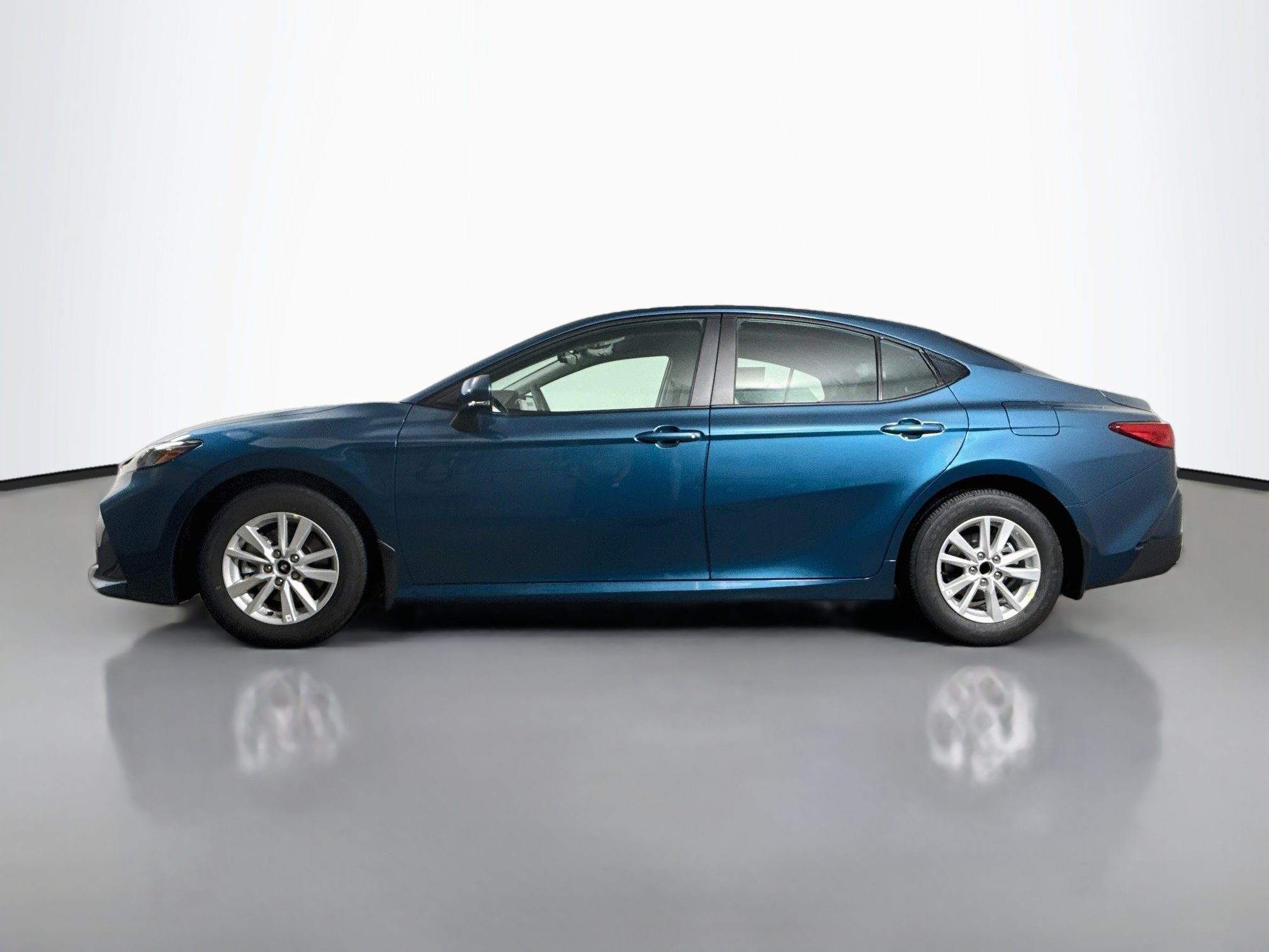New 2026 Toyota Camry LE FWD image 4