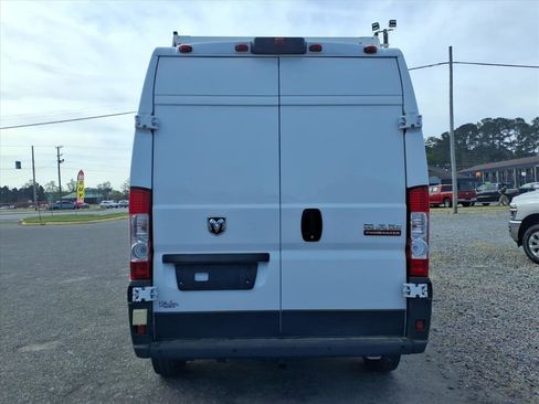 Used 2018 RAM ProMaster 2500 image 3