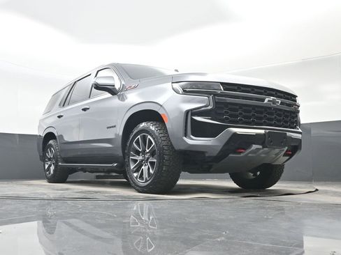 Used 2022 Chevrolet Tahoe Z71 w/ Z71 Off-Road Package AWD/4WD image 33