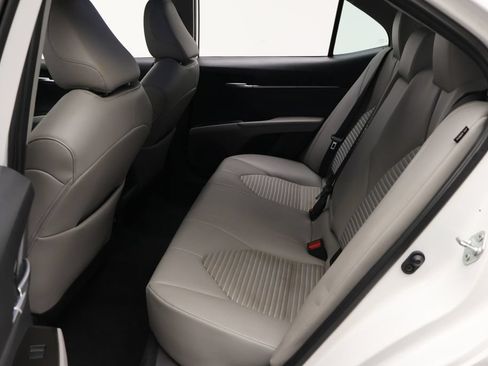 Certified 2023 Toyota Camry SE FWD image 19