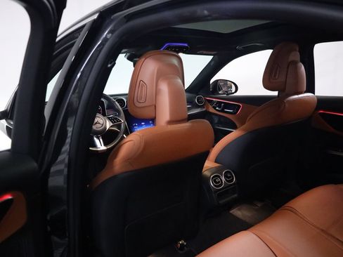 Certified 2023 Mercedes-Benz C 300 4MATIC Sedan image 38