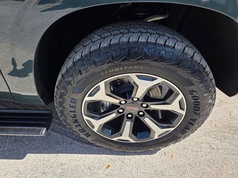 New 2026 GMC Yukon AT4 w/ AT4 Premium Plus Package image 21