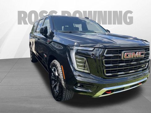 Used 2025 GMC Yukon XL AT4 Ultimate AWD/4WD image 3
