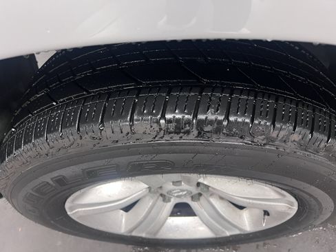 Used 2016 RAM 1500 Sport RWD image 10