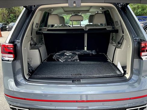 New 2026 Volkswagen Atlas SEL Premium R-Line AWD/4WD image 15