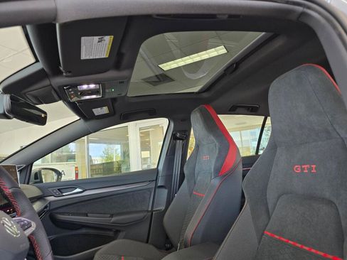 New 2026 Volkswagen GTI SE FWD image 19