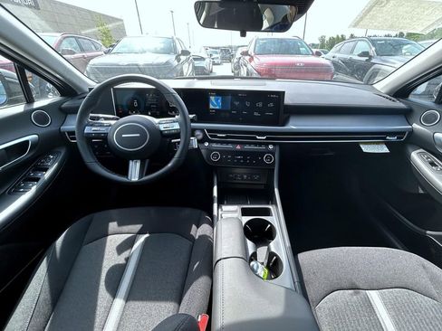 New 2025 Hyundai Sonata SEL image 12