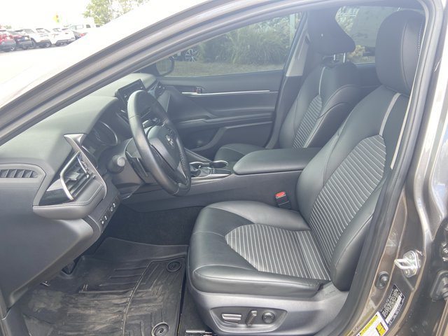 Used 2024 Toyota Camry SE w/ Convenience Package FWD image 14
